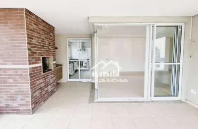 Vende apartamento com 137m², varanda gourmet e 3 suítes no Morumbi.