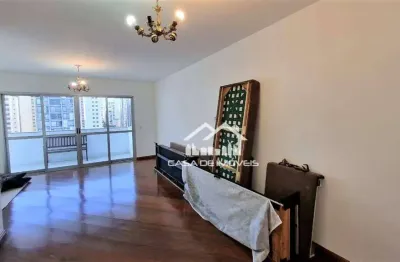 Vende ou aluga apartamento com 143m² internos com 4 suítes + varandas e 3 vagas, com lazer em moema