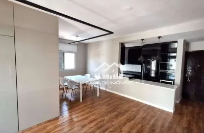 Vende cobertura duplex com 1 suíte , cozinha americana, lavabo e closet, em moema.