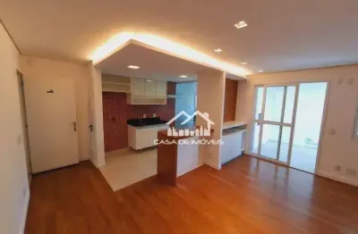 Vende apartamento com 67m², 2 dormitórios, varanda com churrasqueira, 1 vaga e lazer, no brooklin