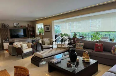 Vende apartamento de 172m², com 3 suítes e 3 vagas de garagem, no brooklin.