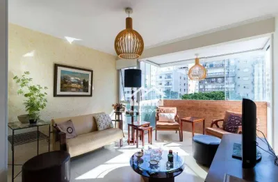 Vende apartamento com 92m², 3 dormitórios, em moema pássaros.