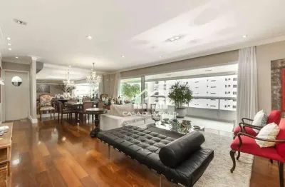 Vende apartamento com 211m², 3 suítes, sala ampliada, 3 vagas e lazer clube, na vila andrade.