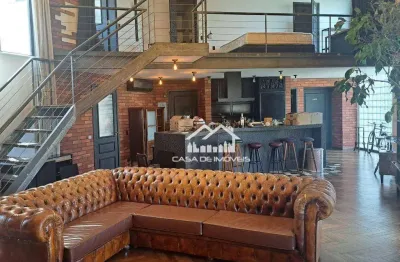 Vende ou aluga apartamento duplex com 144m², 1 suíte,