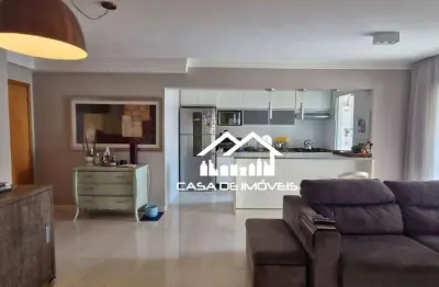 Vende apartamento de 95m², com 2 suítes e 3 vagas, na vila andrade.