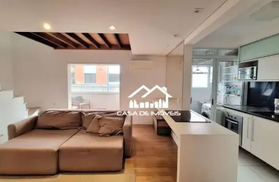 Vende lindo apartamento duplex, com 77m², alto padrão, na vila olímpia.