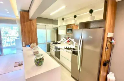 Vende apartamento de 96m², com 3 dormitórios sendo 1 suíte, 2 vagas, varanda gourmet e lazer