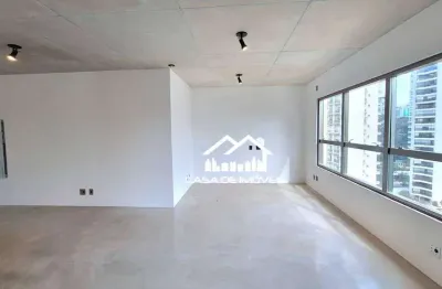 Vende apartamento com 71m², 1 dormitório, 1 vaga e lazer, no panamby.