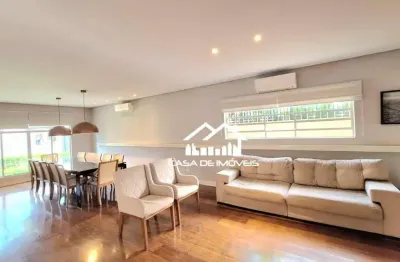 Aluga casa tipo sobrado, mobiliada, com 360m², 3 suítes, espaço gourmet e 4 vagas, na vila inah
