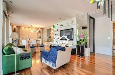 Vende ou aluga apartamento mobiliado com 219m², 4 dormitórios, varanda gourmet, 4 vagas e lazer clube, no campo belo