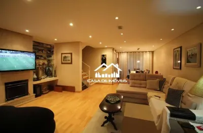 Vende casa em condomínio de 244m², 4 dormitórios, 3 suítes, escritório, 3 vagas e depósito, na vial andrade