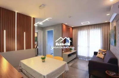 Vende apartamento de 50m², com 2 dormitórios, 1 vaga e varanda na vila suzana