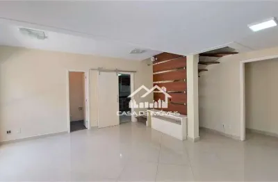 Vende ou aluga casa em condomínio com 105m², na vila andrade.
