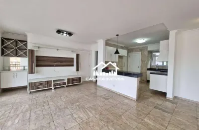 Vende ou aluga apartamento de 132m², com 4 dormitórios sendo 3 suítes e 3 vagas na Vila Andrade.