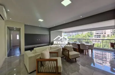 Vende apartamento de 138m², com 3 suítes e 3 vagas, na Vila Andrade.