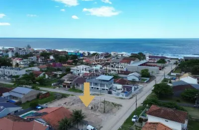 Terreno de esquina com 612m² à 250 metros da praia na barra do saí