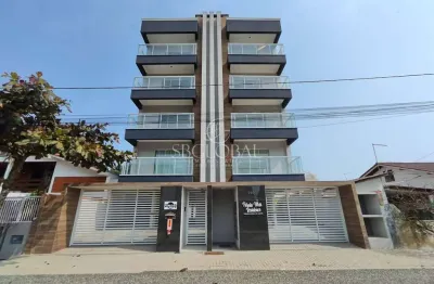 Apartamento com 03 dormitórios (01 suíte) no centro comercial a 200 metros da praia