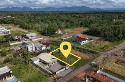 Terreno no balneário volta ao mundo com 375m² (15x25) a 900 metros da praia em itapoá-sc