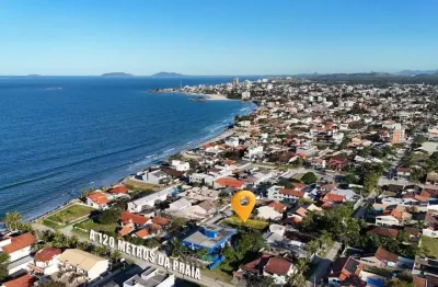 Terreno com 360m² localizado no balneário cambiju a 120 metros da praia em itapoá-sc!