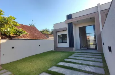 Casa em ótima localização com 03 quartos no balneário cambiju em itapoá/sc!