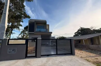 Sobrado com piscina á 300 metros do mar na barra do saí em itapoá/sc!