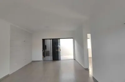 Casa nova no rainha do mar com acabamentos em alto padrão. sua oportunidade de viver em itapoá sc.