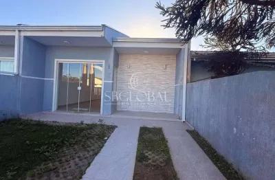 Casa com 89m² de área construída,  próximo ao centro comercial em itapoá-sc