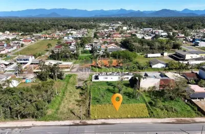 Terreno de esquina com 360m² frente para o asfalto na barra do saí, itapoá sc