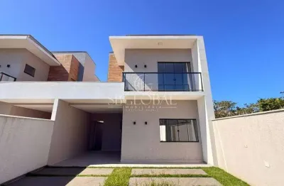 Sobrado com ótimo acabamento na barra do sai á 290 metros da praia em itapoá/sc