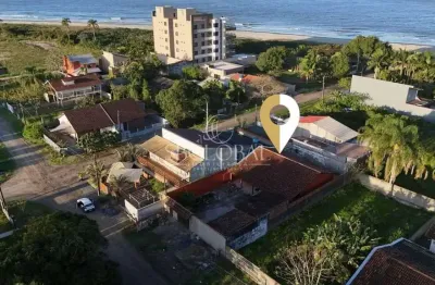 Casa 03 quartos (01 suíte) espaçosa a 130 metros da praia no balneário recanto do farol em itapoá/sc