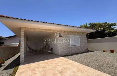 Casa na Barra do Saí com 2 Quartos e Amplo Espaço nos Fundos, em Itapoá SC!