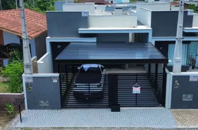 Casa com 3 quartos mobiliada pronta para morar no Balneário Diamantina em Itapoá/SC