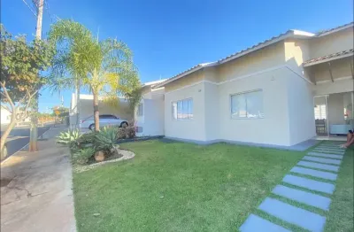 Casa com 3 quartos e 1 suíte em condomínio fechado no setor guanabara