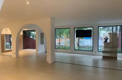 Casa comercial para alugar na Rua Canuto Abreu, 148, Vila Regente Feijó, São Paulo