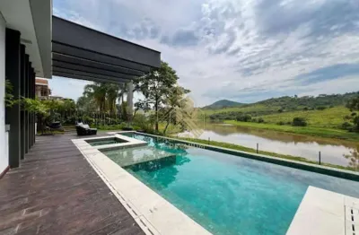 Casa de alto padrão à venda no condomínio figueira garden – atibaia/sp