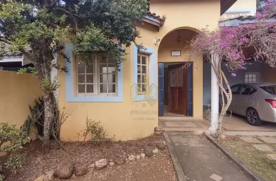 Casa com 3 dormitórios à venda, 332 m² por r$ 1.350.000,00 - vila petrópolis - atibaia/sp
