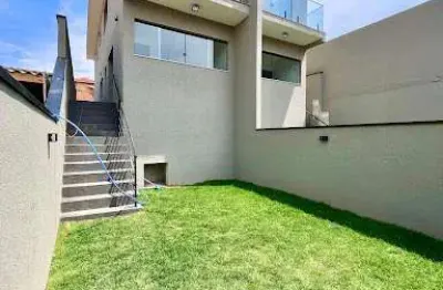 Sobrado com 3 dormitórios à venda, 117 m² por r$ 799.000,00 - jardim jaraguá - atibaia/sp