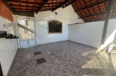 Casa com 2 quartos para alugar na Rua Lina Maria Pasquali Iannelli, 244, Vila Mirim, Praia Grande