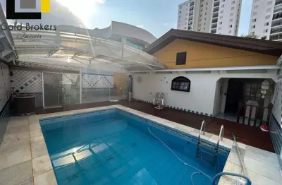 Casa com 243m² de area construida com 3 dormitórios sendo 2 suíte no condomínio jardim santa teresa em jundiaí sp