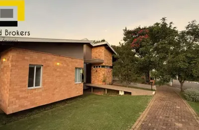 Casa com 257 m²  de área construída e 3 dormitórios no condomínio reserva dos vinhedos em louveira - sp