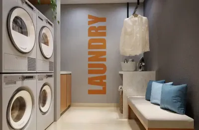 Studio com rooftop e vista para a baía de guanabara com vista para o mar,