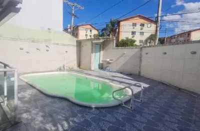 Linda casa de 3 quartos com suíte no condomínio bosque do sabiá