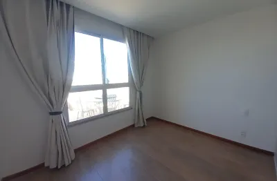 Locação: cobertura espetacular com vista para o mar e lagoa de piratininga