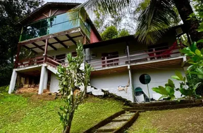 Casa no Camorim com Cachoeira Privativa e Terreno de 1.200 m² – Próximo ao Riocentro!