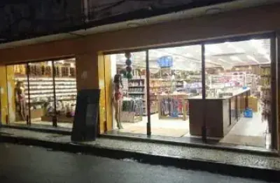 Excelente ponto comercial localizado na rua direita no bairro de são josé.