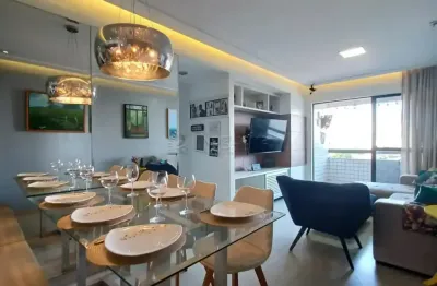 Excelente apartamento localizado na tamarineira, com 70m² de área útil,  2 quartos sendo 2 suítes, próximo a ferreira costa da tamarineira
