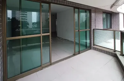 Excelente apartamento de 164,62m² de área privativa, localizado no bairro de boa viagem.