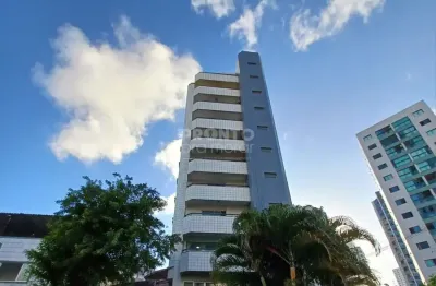 Excelente apartamento localizado em casa forte com 120m².