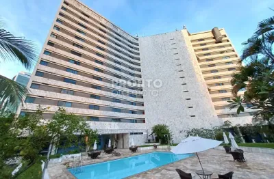 Apartamento 2 quartos, suíte com closet e piscina em ótima localização - boa viagem