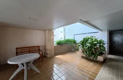 Apartamento em boa viagem com 3 quartos e 1 suíte e varanda  uma belíssima visão